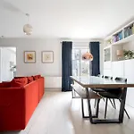 Welcoming 4bd House With Garden In Apartment *
