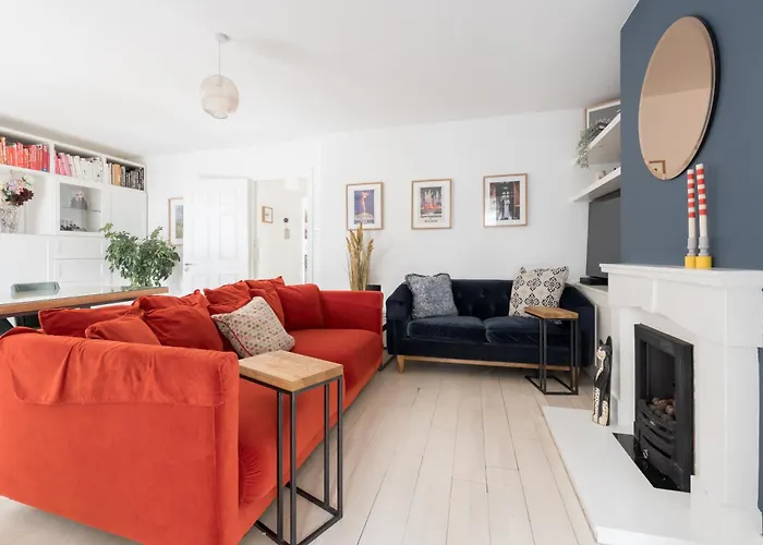 Welcoming 4bd House With Garden In * Dublin