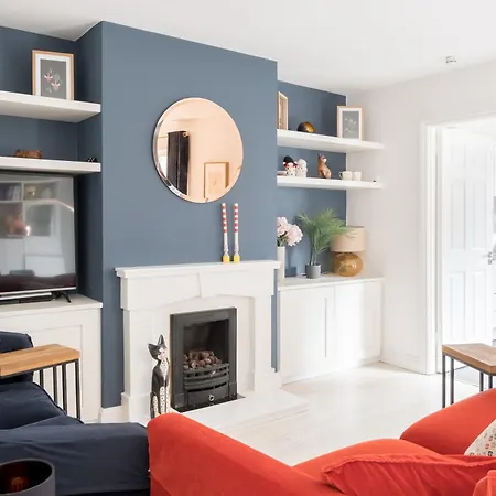 Welcoming 4bd House With Garden In *