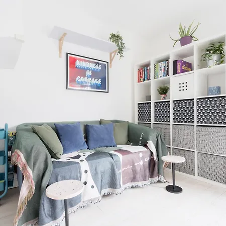 Appartamento Welcoming 4bd House With Garden In *